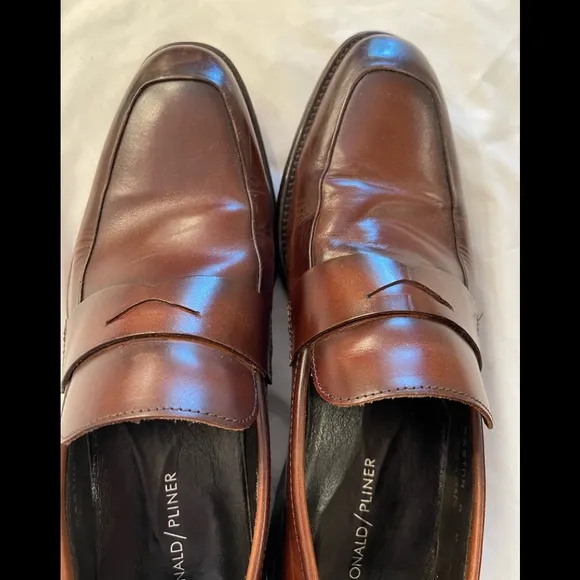 Donald Pliner Men’s Dress Brown Shoes Size: 8 1/2 - Used - Good Condition