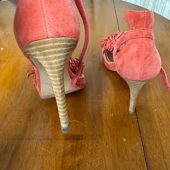 Donald Pliner open toe tassel stiletto heel pumps shoes size 7 salmon pink suede