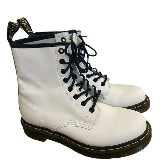 Dr. Doc Martens White Combat Lace Up Leather Boots Womens Size 8 11821 Grunge