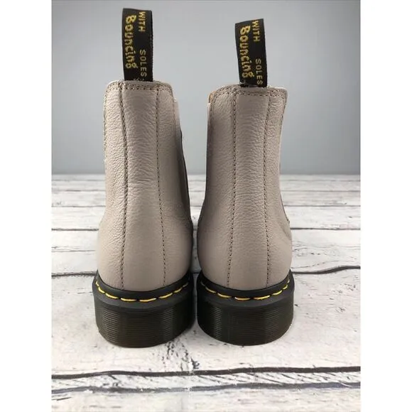 Dr. Martens Women's‎ 2976 Virginia Leather Chelsea Ankle Boots Vintage Taupe 11