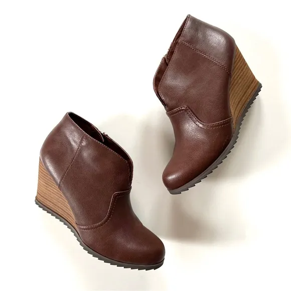 Dr. Scholl’s Brown Vegan Leather Heeled Wedge Inform Ankle Boots