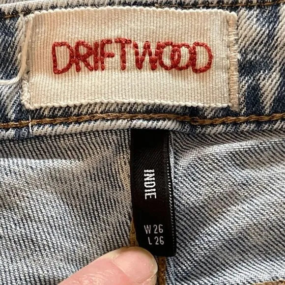 Driftwood Indie Light Wash Embroidered Flare Crop Jeans Fringe Hem 26/2 Boho