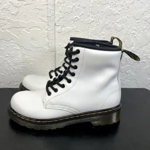 Dr. Martens Boots Girls Size 2 White‎ Conbat Shoes Side Zip Casual