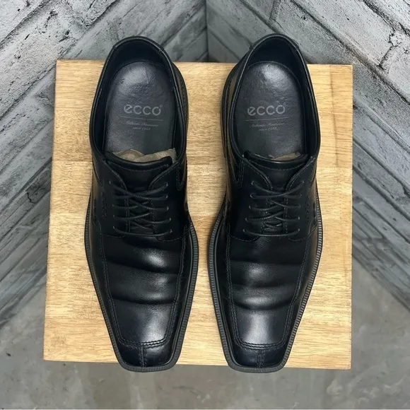 ECCO Barcellona Apron Toe Oxford Dress Shoes