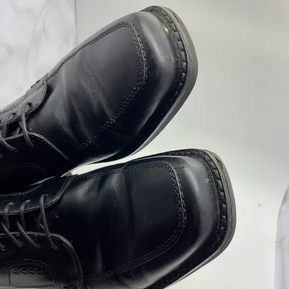 Ecco Black Leather Oxford Lace up Shoes Men’s size 41 US 7.5