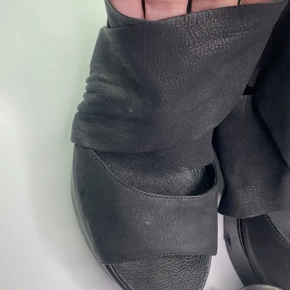 Eileen Fisher Black Draw Suede and Leather Wedges Heel Shoes 8M