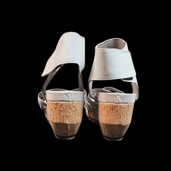 Eileen Fisher Vast Wedge Sandals Ankle Strap Cork Platform White Size 8 EUC