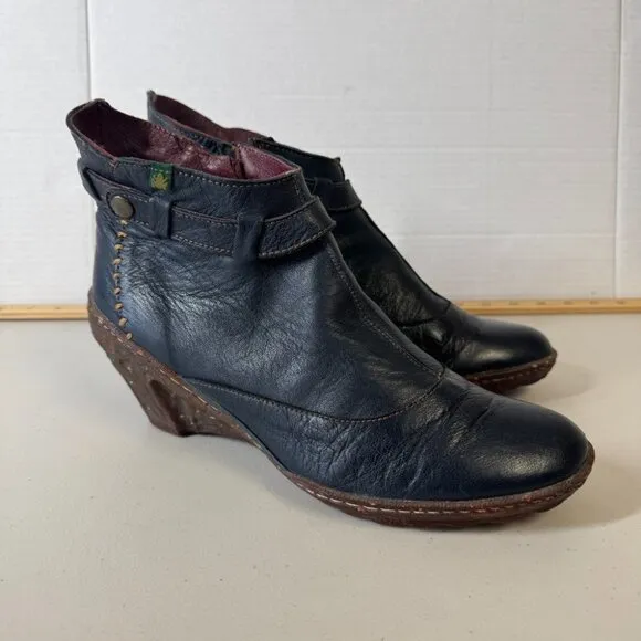 El Naturalista Women's Leather Lagenlook Black Winter Wedge Boots  Size 41