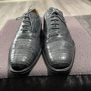 Elegant Black Crocodile Pattern Men's Shoes