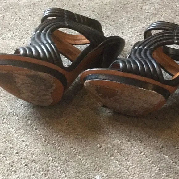 Elizabeth and James shoes size 8