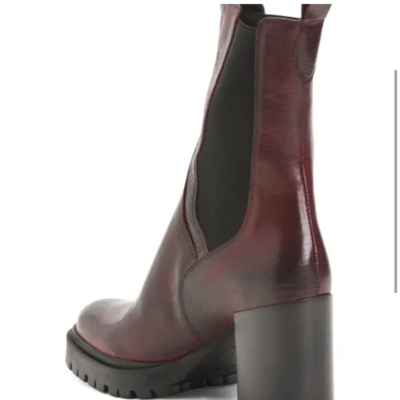 Emanuele Crasto Chelsea boots