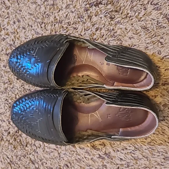 Espiritu Size 9  M Women's Flats Dark Green Color