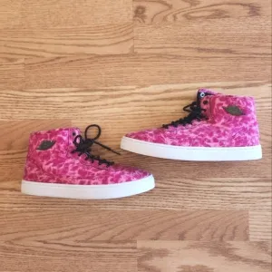 EUC Nike Air Jordan Jasmine Basketball Shoes Girls Size 6Y or Women's Size 7