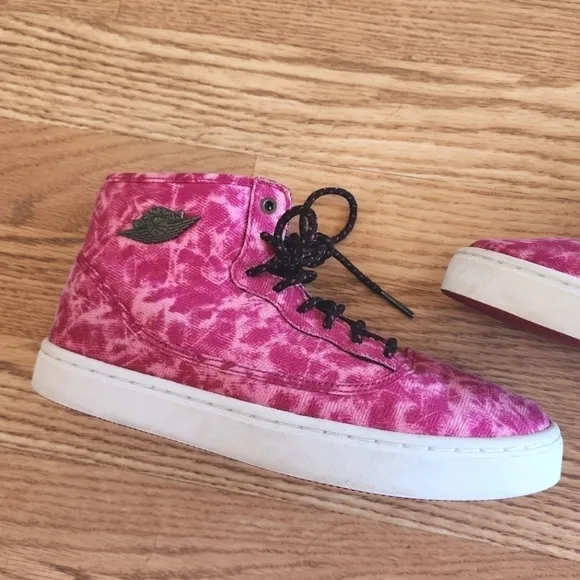 EUC Nike Air Jordan Jasmine Basketball Shoes Girls Size 6Y or Women's Size 7