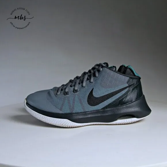 EUC Nike Air Versitile Basketball Shoes Blue Gray Men 8