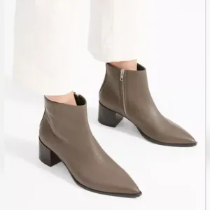 Everlane The Boss Ankle Boots Pointed Toe Dressy Minimalist Casual Booties Sz 10