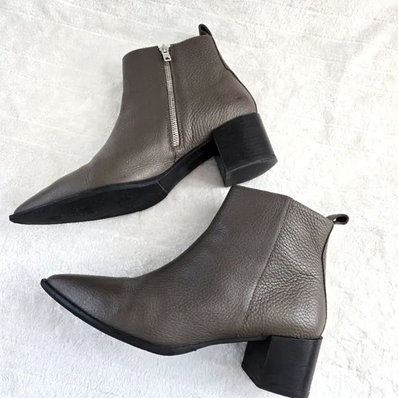 Everlane The Boss Ankle Boots Pointed Toe Dressy Minimalist Casual Booties Sz 10