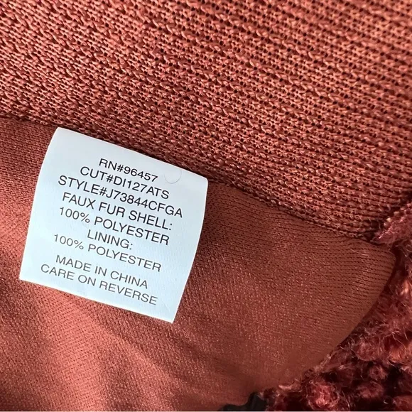 Eyeshadow Teddy Jacket NWOT Rust Colored Size Small. Snap Closure
