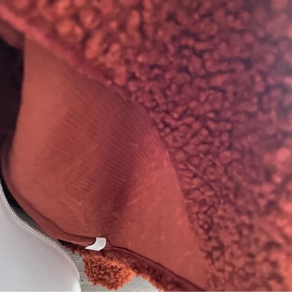 Eyeshadow Teddy Jacket NWOT Rust Colored Size Small. Snap Closure