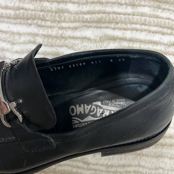Ferragamo Men’s Shoes 8 | Salvatore Ferragamo Black Logo Dress Shoes size 8