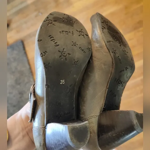 Fidji Leather Shoes