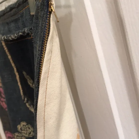 ⚡️FINAL PRICE⚡️ Rare Moschino/Moschino Jeans Denim Flower Power Patchwork Skirt