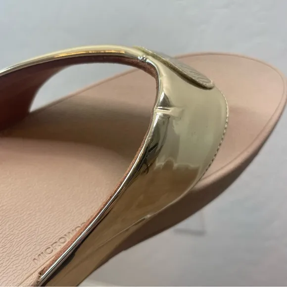 FitFlop Demelza Logo Toe-Thong Metallic Gold Casual Sandal Womens Size 9 AY2-675
