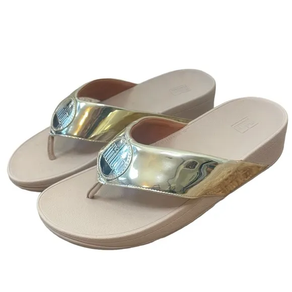 FitFlop Demelza Logo Toe-Thong Metallic Gold Casual Sandal Womens Size 9 AY2-675