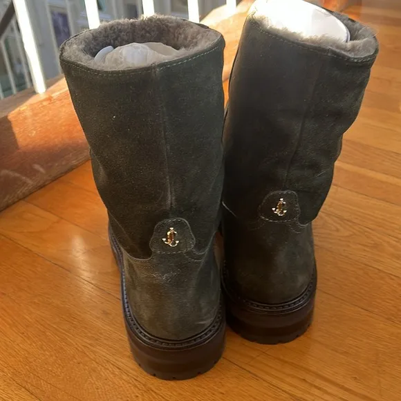 FLASH SALE 🎄🔥🎁❄️🥶Jimmy Choo Suede Shearling Winter Boots