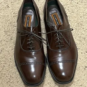 FLORSHEIM Oxford Lace up Men’s Shoes!! Sue 10.5