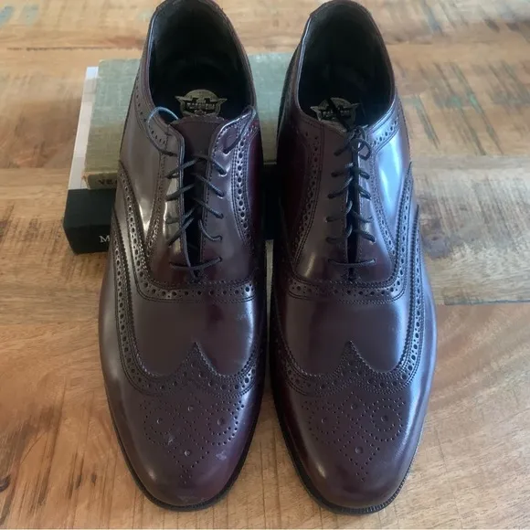 Florsheim Wingtip Leather Lace Up Formal Maroon  Shoes Size 11