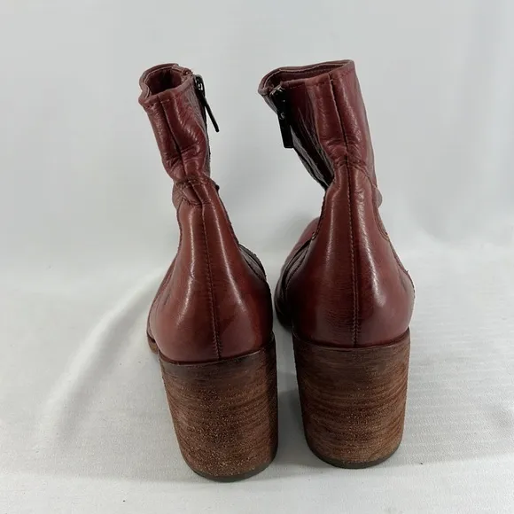 Flynn Short Cognac Brown Real Leather Zipper Block Heel Ankle Booties