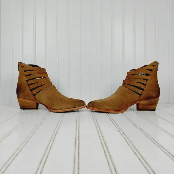 Free People Brown Suede Pointed Toe Straps Back Zip Block Heel Ankle Boots E366