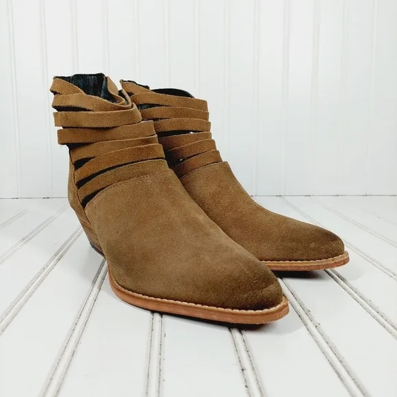 Free People Brown Suede Pointed Toe Straps Back Zip Block Heel Ankle Boots E366
