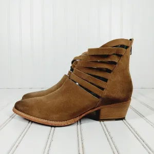 Free People Brown Suede Pointed Toe Straps Back Zip Block Heel Ankle Boots E366