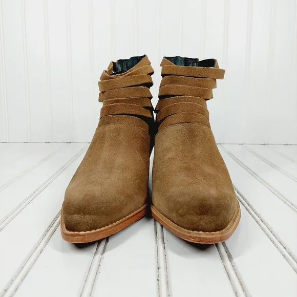 Free People Brown Suede Pointed Toe Straps Back Zip Block Heel Ankle Boots E366