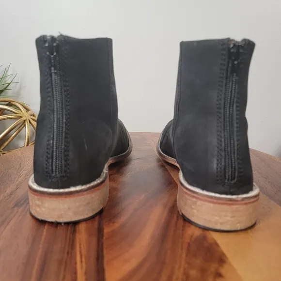 Free People Century Bootie Oiled Nubuck Leather Ankle Boots Size 40