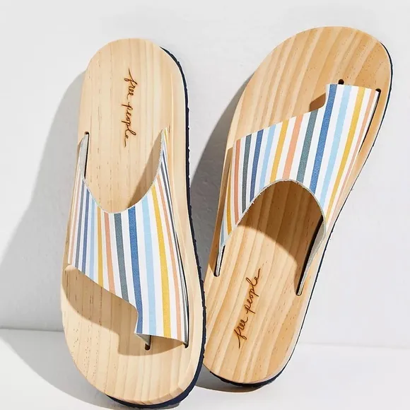 Free People-Woodlands Platform Clog Sandals