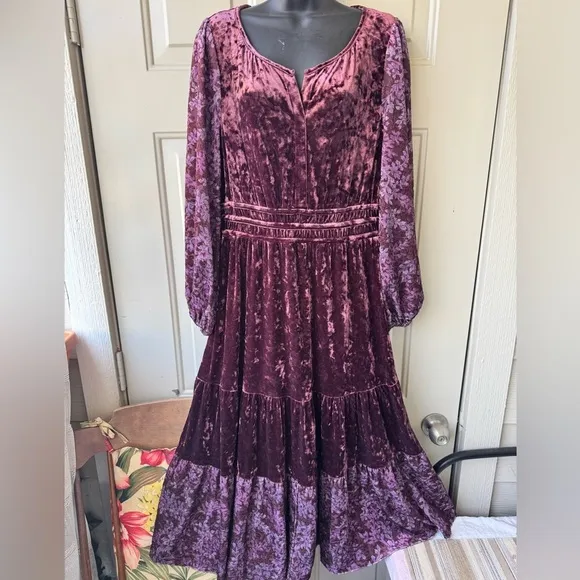 Frye and Co Burgundy Floral Velour Velvet Tiered Maxi Dress Women's Size L
