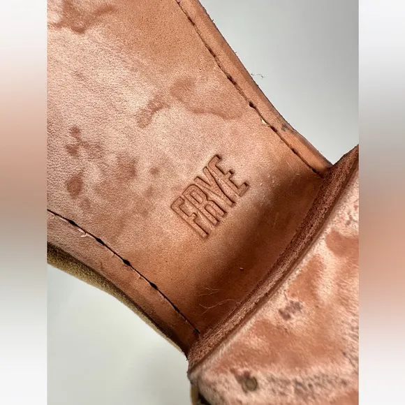 Frye Carson Shootie Women’s Suede Ankle Low Heel Pull On Boots Brandy Brown/Tan