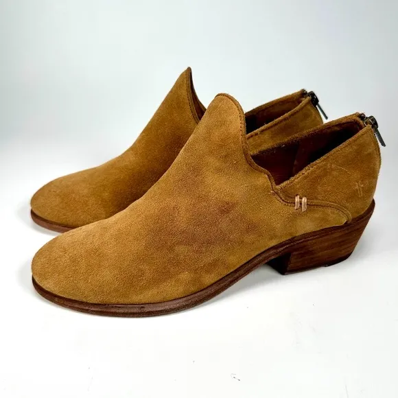 Frye Carson Shootie Women’s Suede Ankle Low Heel Pull On Boots Brandy Brown/Tan