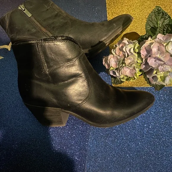 FRYE VNTG WINTER LEATHER ANKLE DISTRESSED HEELED Boots COUNTRY LUX COMFY 7M