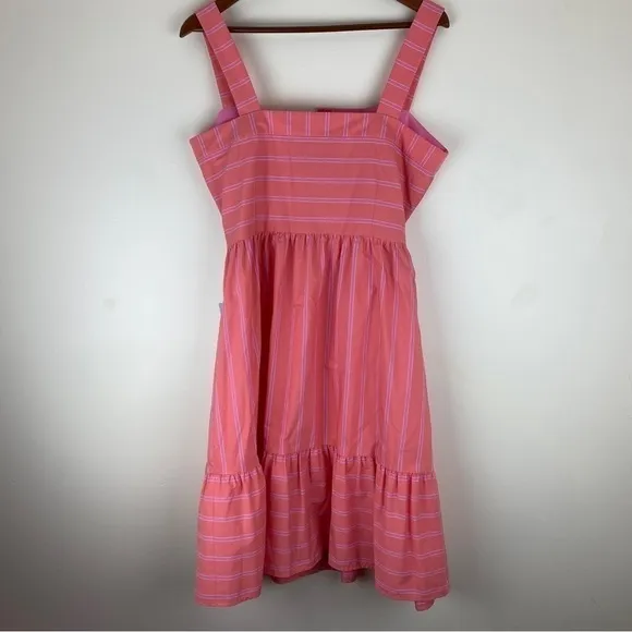 Gal Meets Glam Woman’s Midi Dress 14 Button Front Wide Strap Functioning Buttons