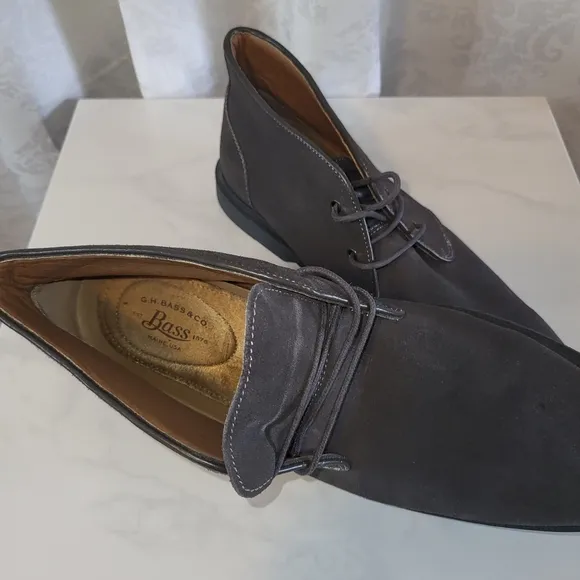 G.H.Bass &amp; Co. Bradley Men's Suede Dark Gray Boots Size 13M.