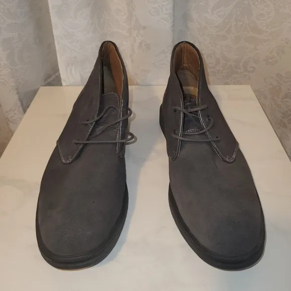 G.H.Bass &amp; Co. Bradley Men's Suede Dark Gray Boots Size 13M.