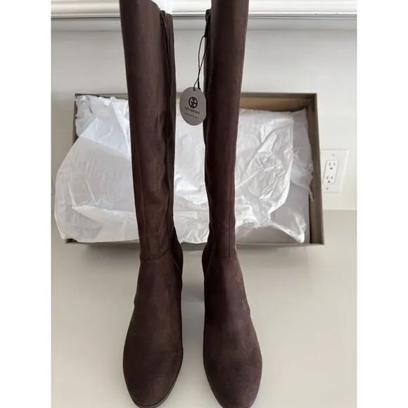 Giani Bernini chocololate Brown Suede Round Toe Zip Knee High Boots size 7.5M