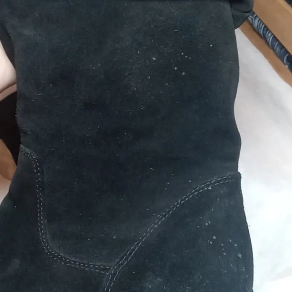 Gianni Bini black slouchy suede boots size 7.5