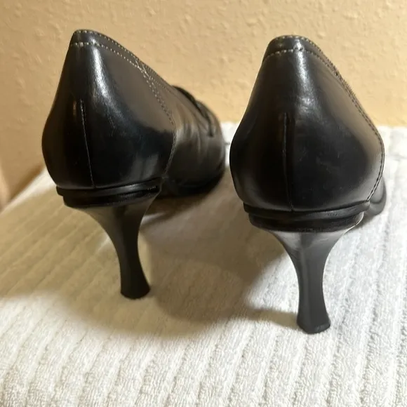 Gianni Bini pumps size 10
