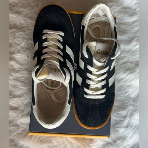 Gola | Elon Gumsole Suede Black &amp; White Sneakers
