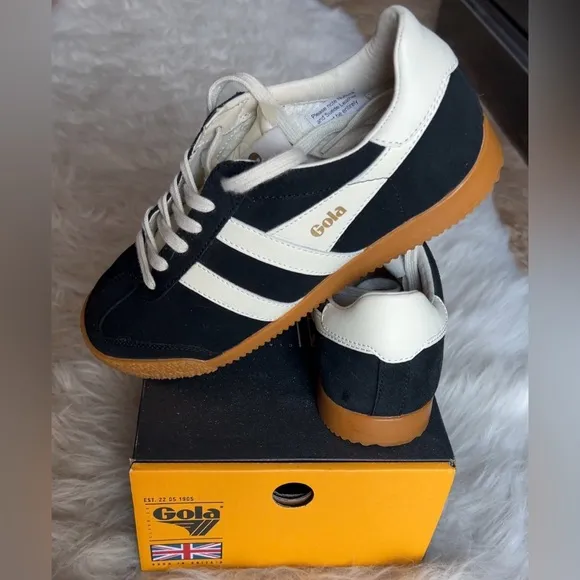 Gola | Elon Gumsole Suede Black &amp; White Sneakers